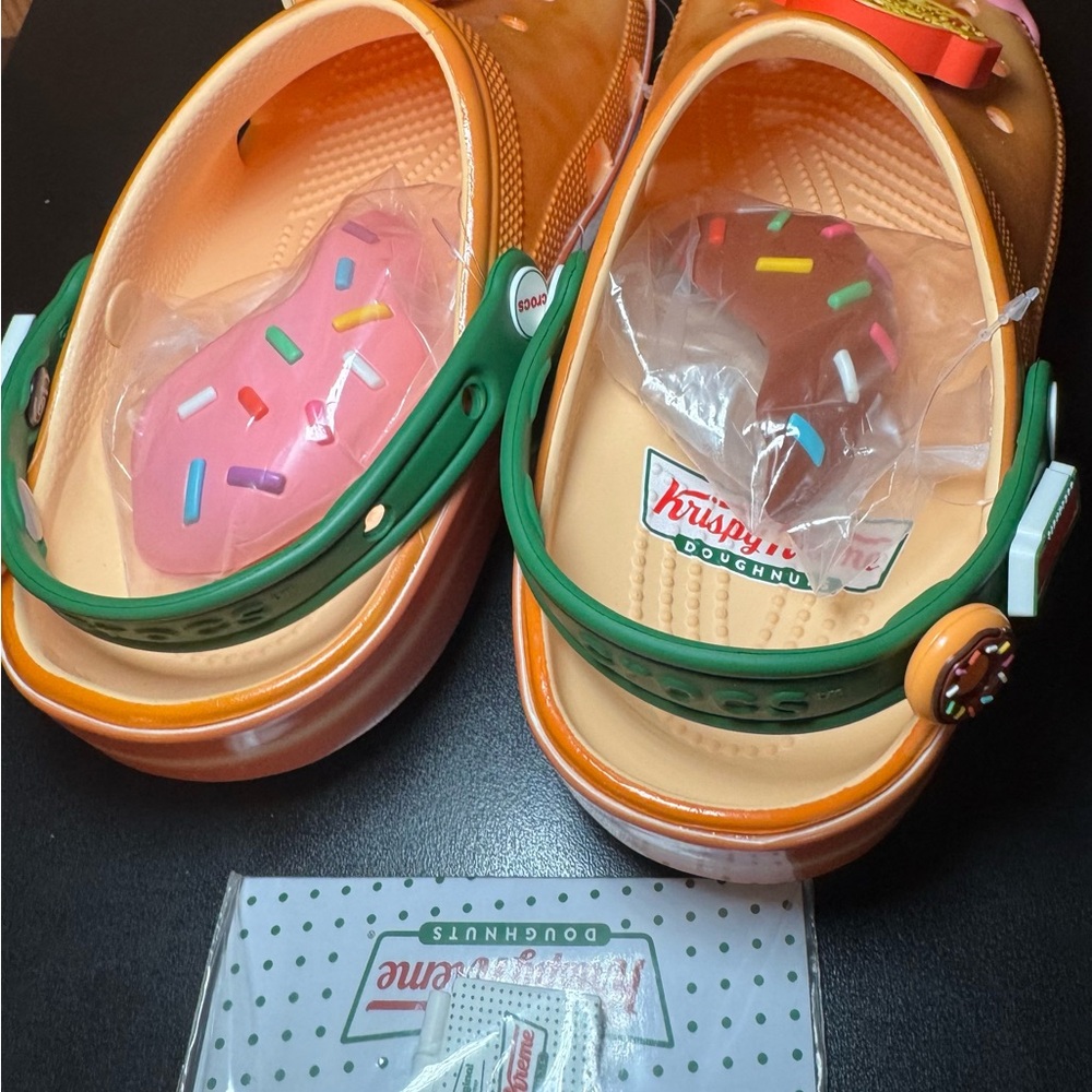 Crocs x Krispy Kreme Classic Clog – Limited Edition - Picture 14 of 16